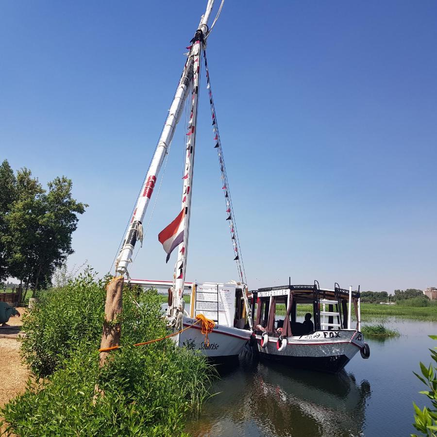 Nile Sunrise Felucca Boat Private Rental Louxor Extérieur photo