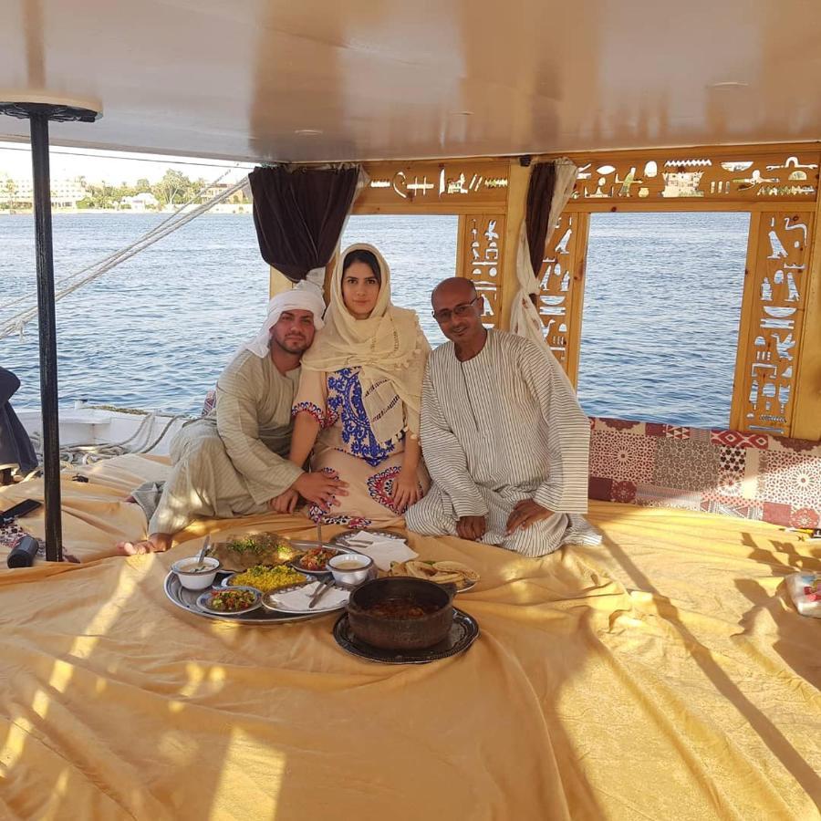 Nile Sunrise Felucca Boat Private Rental Louxor Extérieur photo