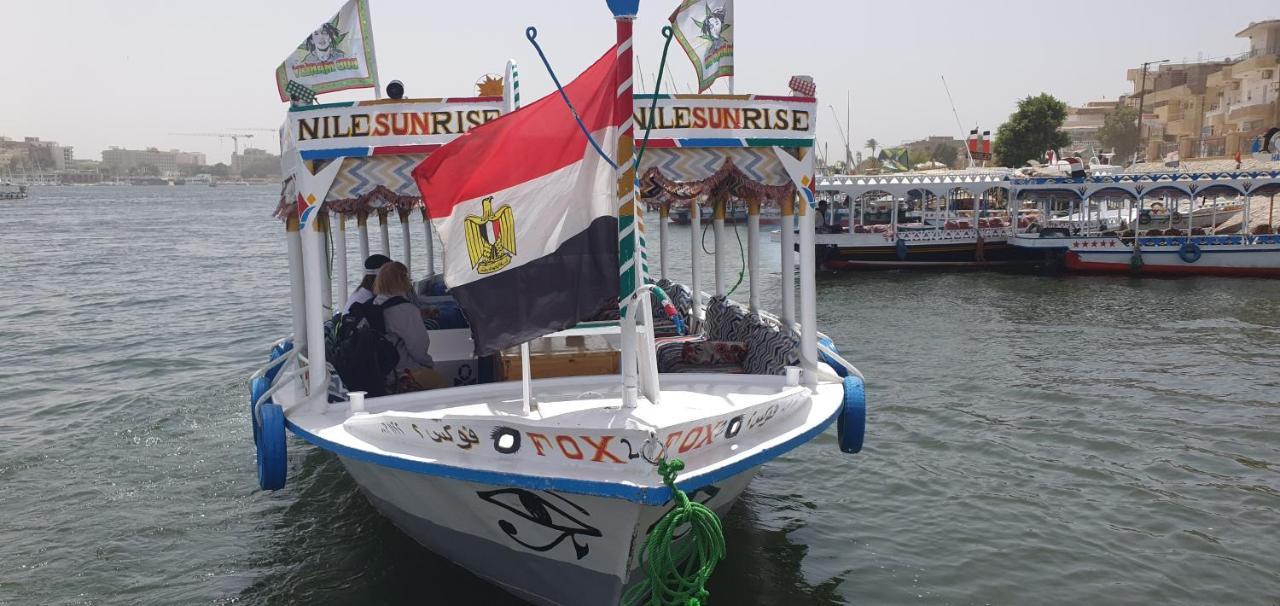 Nile Sunrise Felucca Boat Private Rental Louxor Extérieur photo